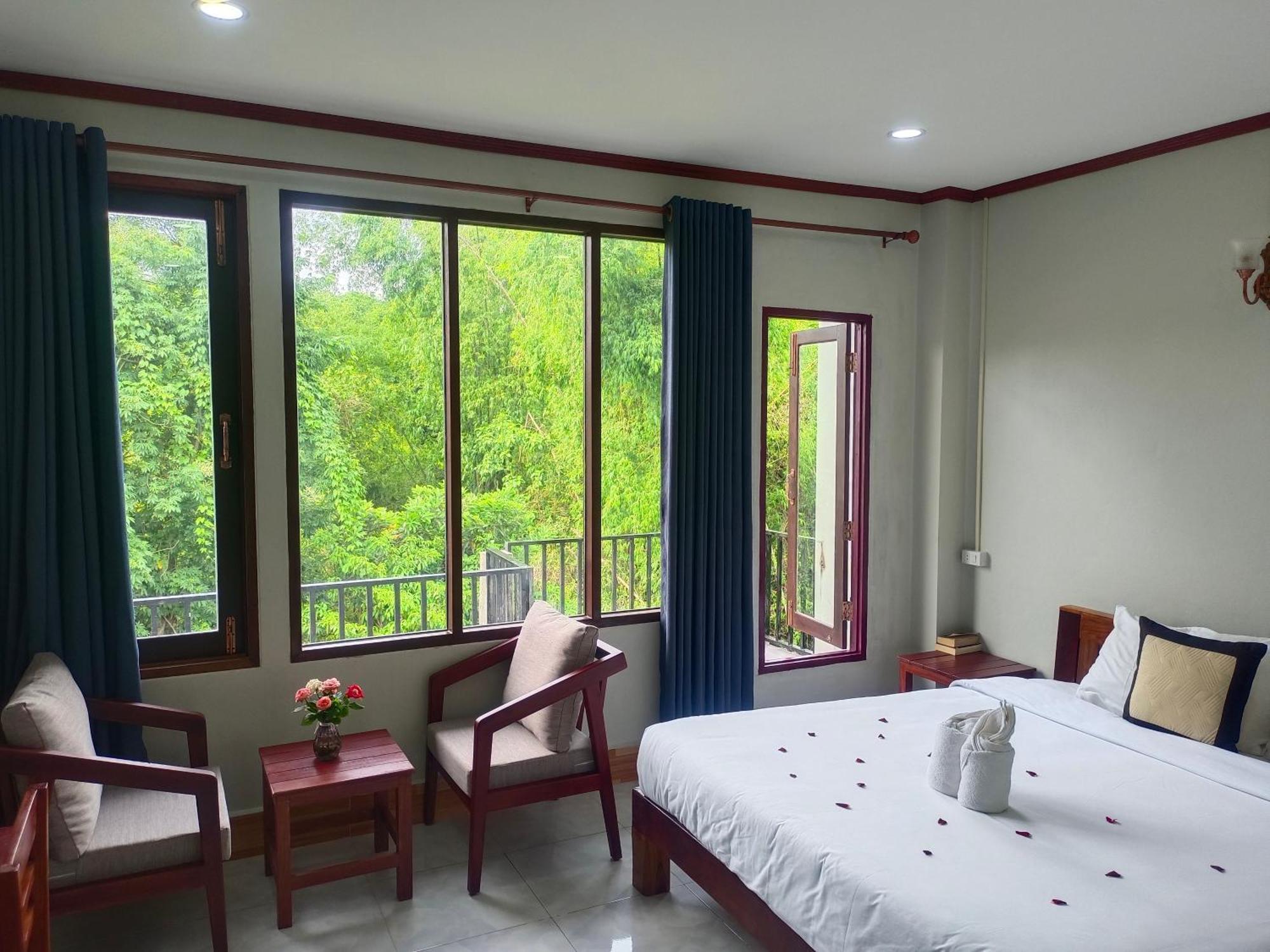 Vang Vieng Champa Hotel Exterior foto