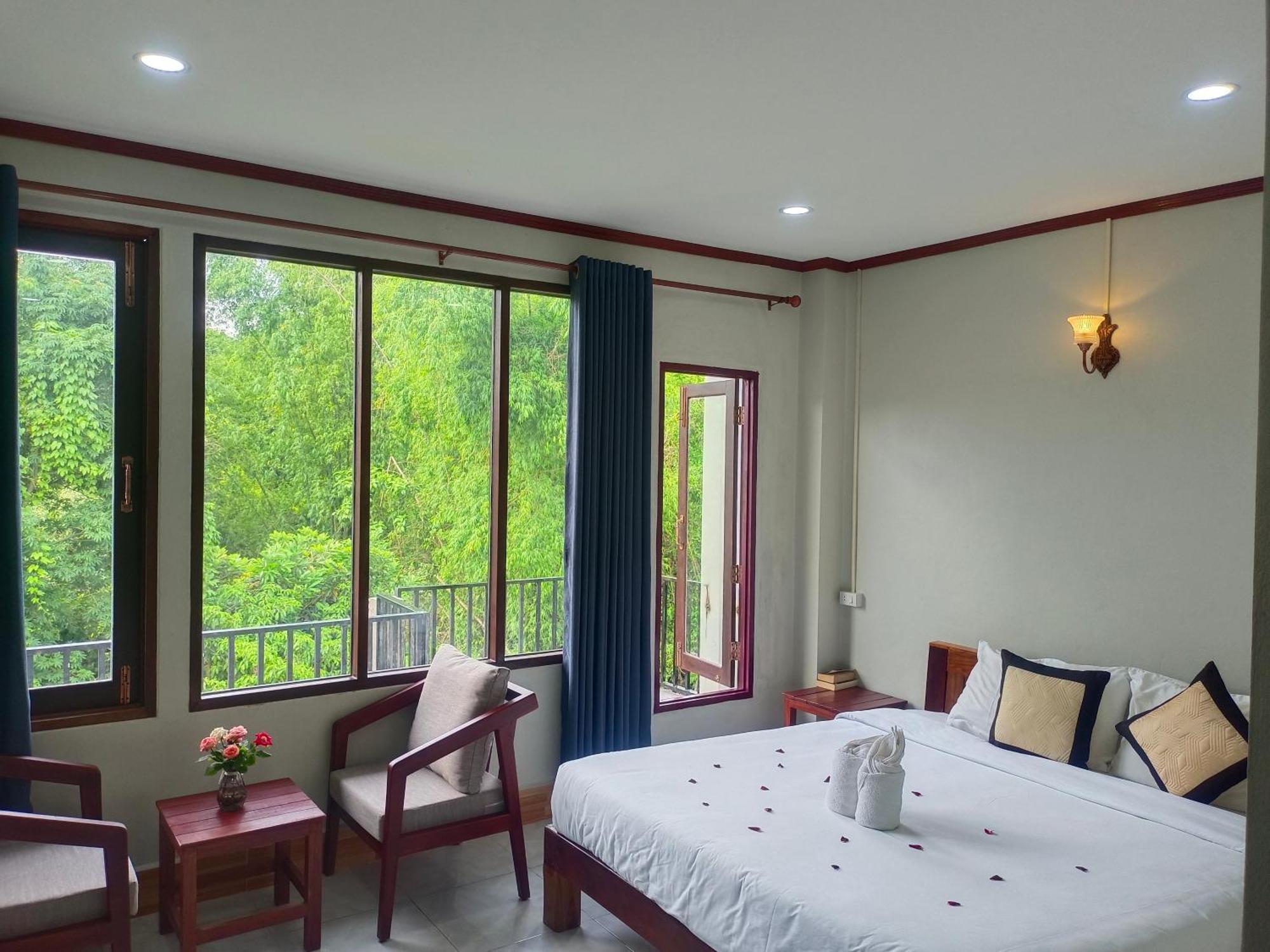 Vang Vieng Champa Hotel Exterior foto